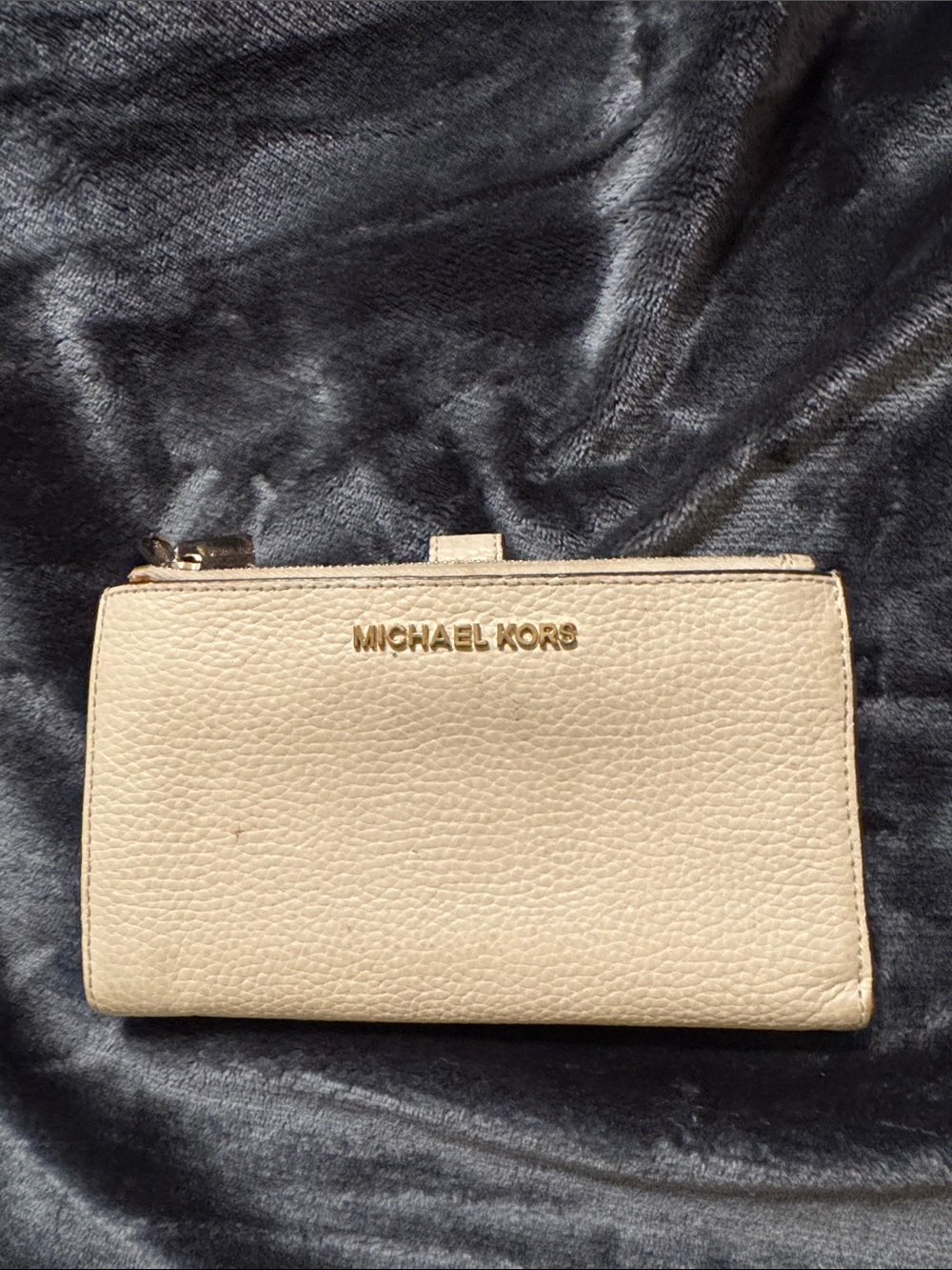 Michael Kors Beige Pebbled Leather Zip Wallet with Gold Logo